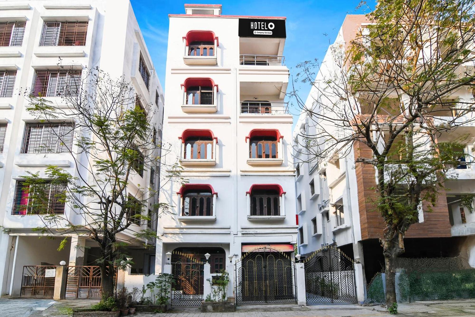 Super Hotel O Biswa Bangla Sarani Калькутта Экстерьер фото