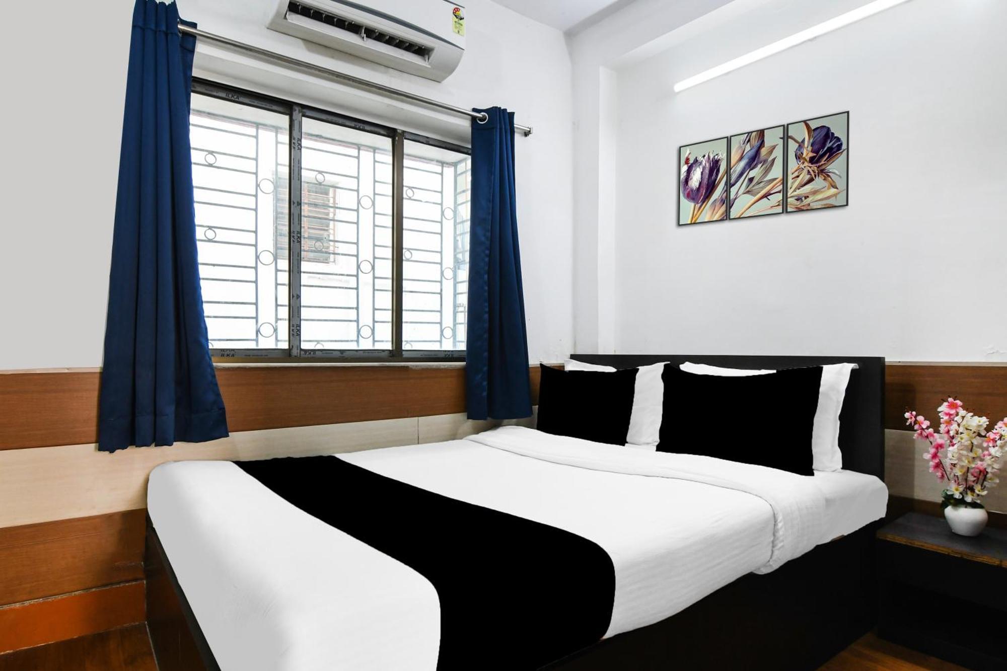 Super Hotel O Biswa Bangla Sarani Калькутта Экстерьер фото