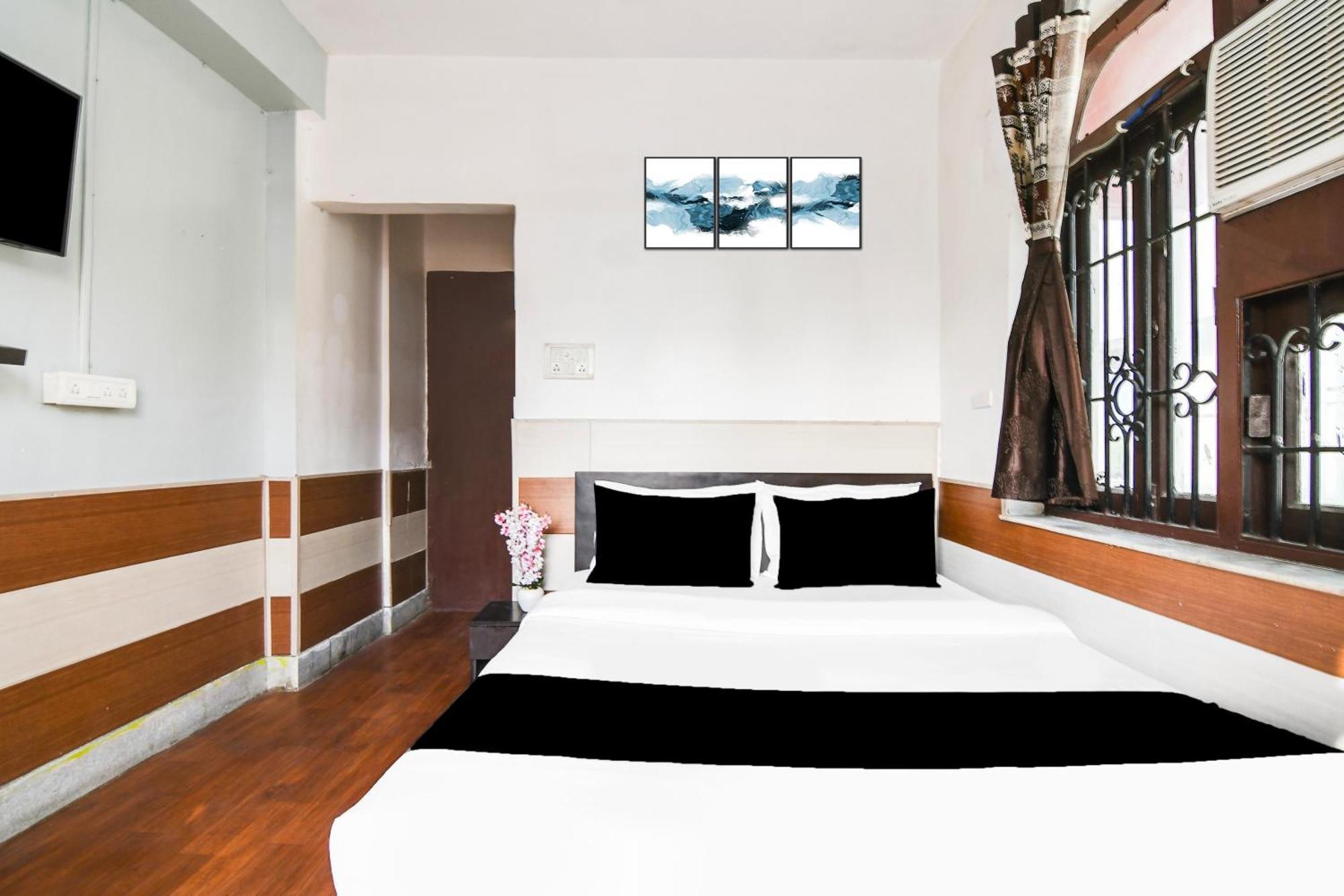 Super Hotel O Biswa Bangla Sarani Калькутта Экстерьер фото
