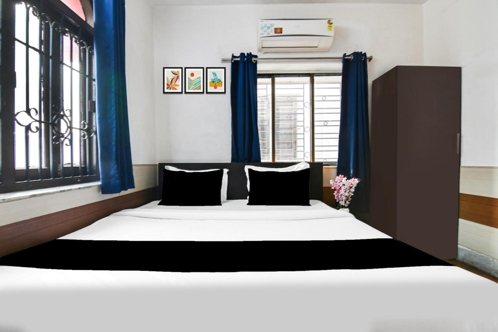 Super Hotel O Biswa Bangla Sarani Калькутта Экстерьер фото